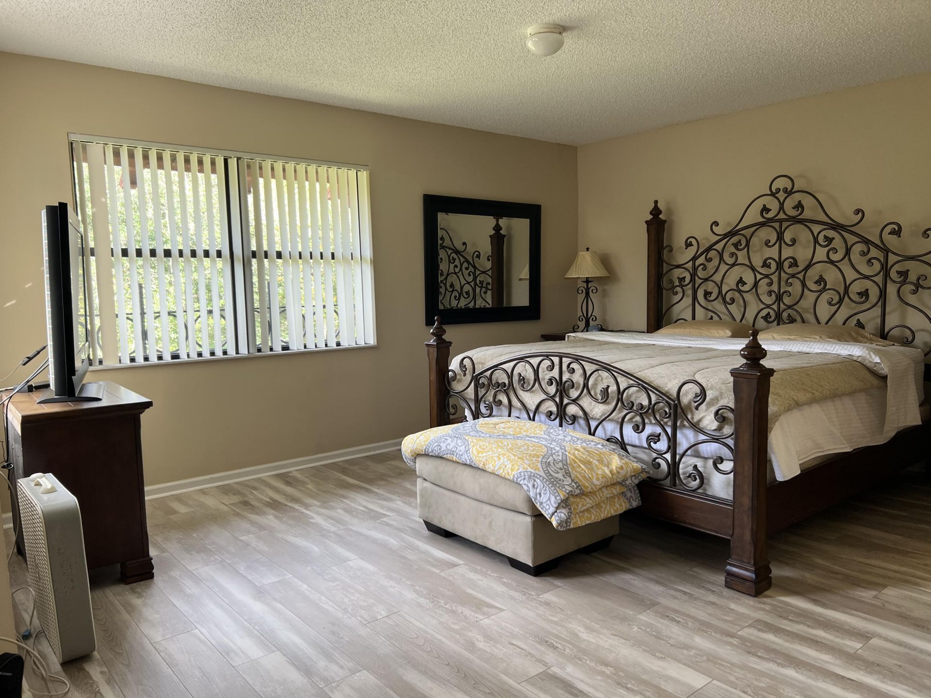 13 Uno Lago Drive, Juno Beach, FL 33408 Photo