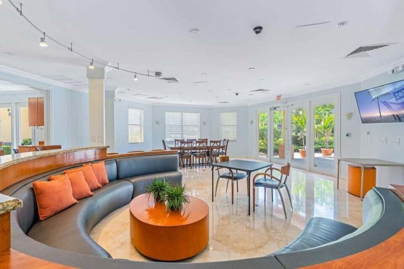 13 Uno Lago Drive, Juno Beach, FL 33408 Photo