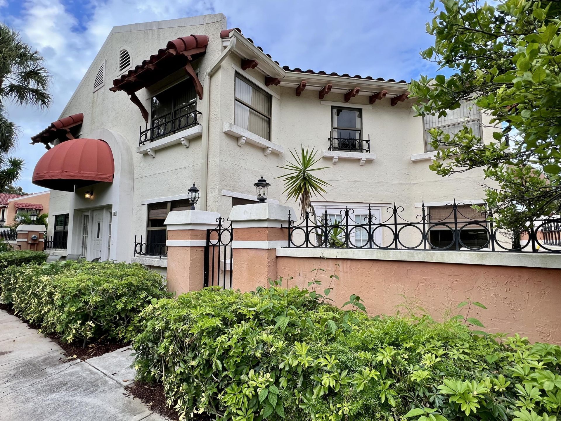 13 Uno Lago Drive, Juno Beach, FL 33408 Photo