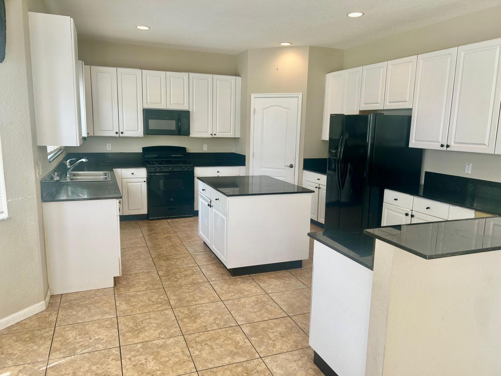 317 Berenger Walk, Royal Palm Beach, FL 33414 Photo