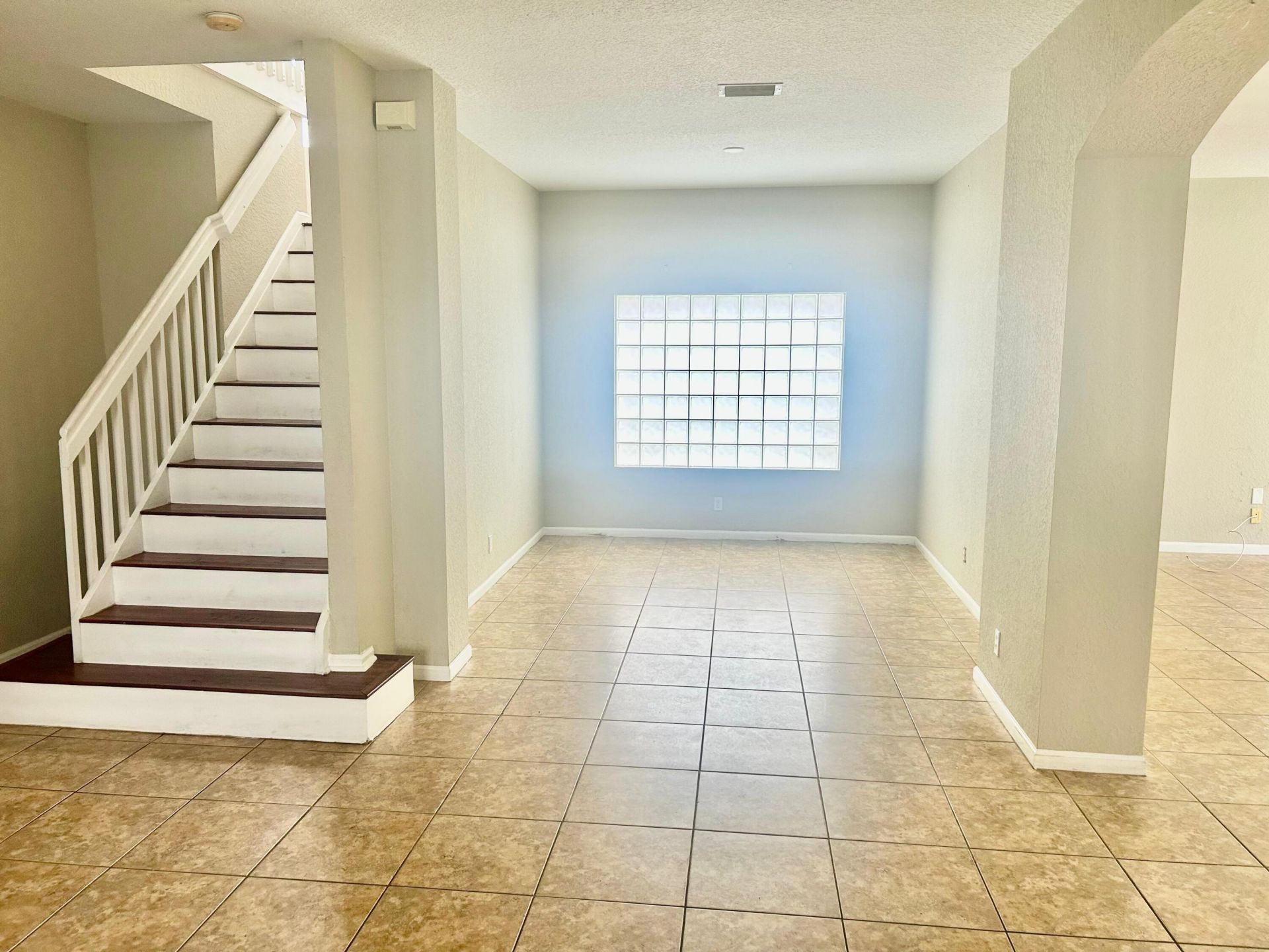 317 Berenger Walk, Royal Palm Beach, FL 33414 Photo