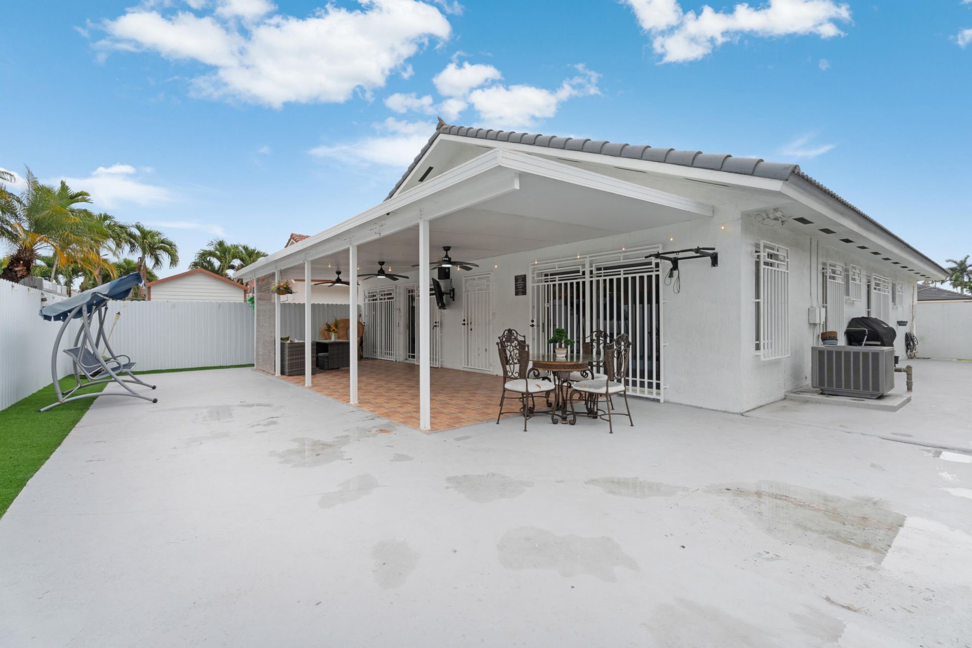 8771 NW 141st Terrace, Miami Lakes, FL 33018 Photo