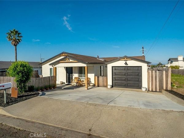 363 N 5th St, Grover Beach, CA 93433