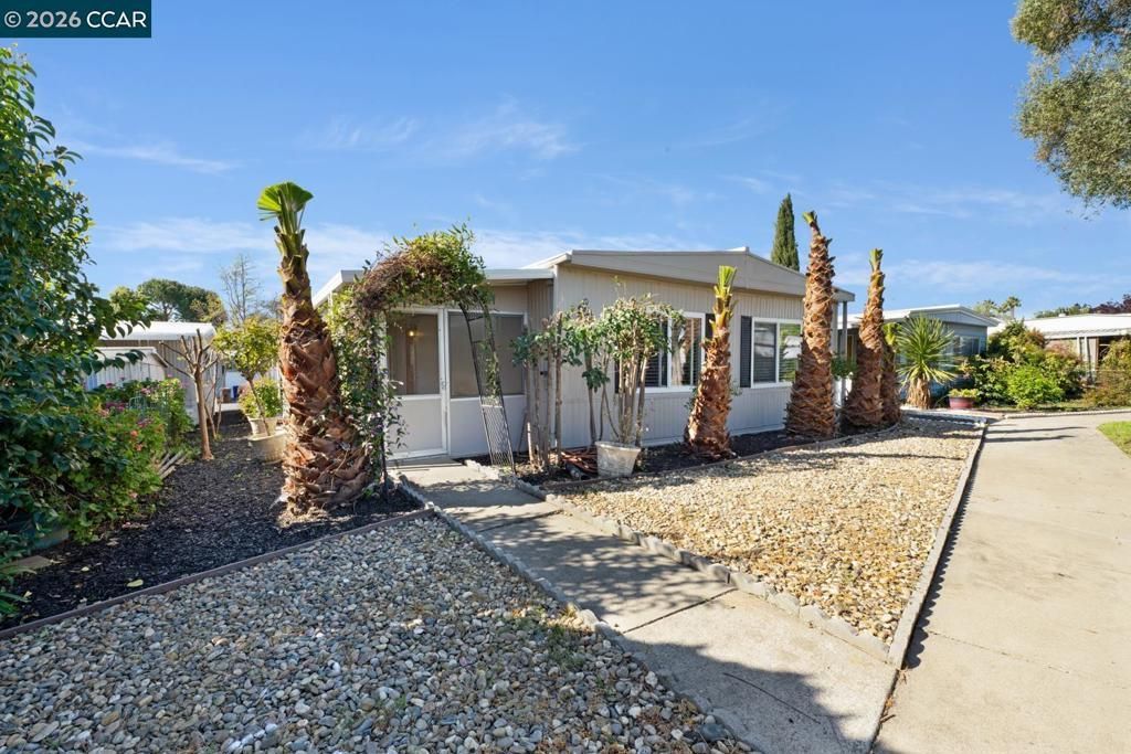 2159 Dalis Drive, Concord, CA 94520 Main Photo