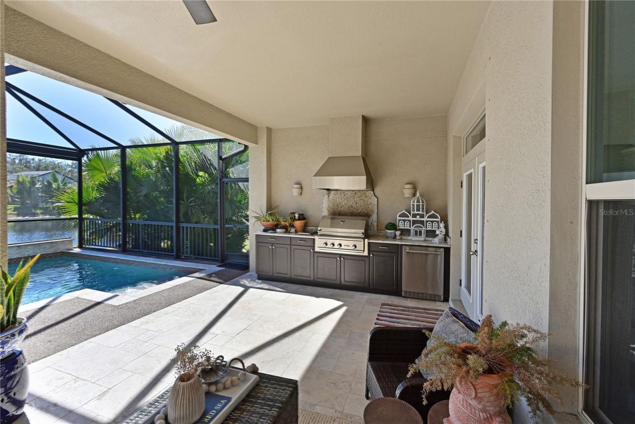 11608 8th Terrace Ne, Bradenton, FL 34212 Photo