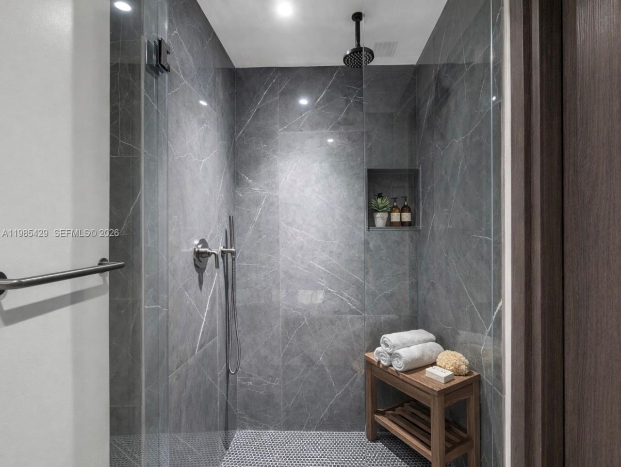 20 NE 11 St , Unit 2306B, Miami, FL 33132 Photo