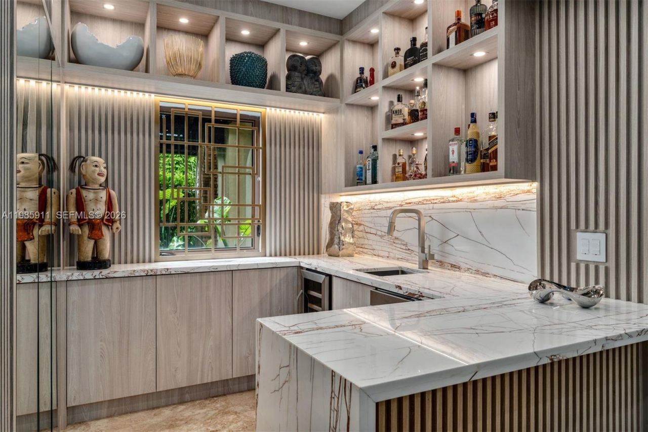 6201 SW 96th St, Pinecrest, FL 33156 Photo