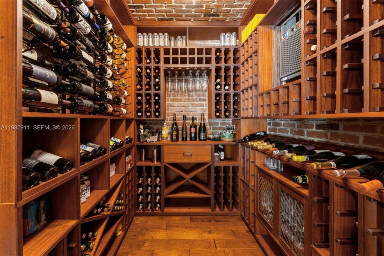 6201 SW 96th St, Pinecrest, FL 33156 Photo