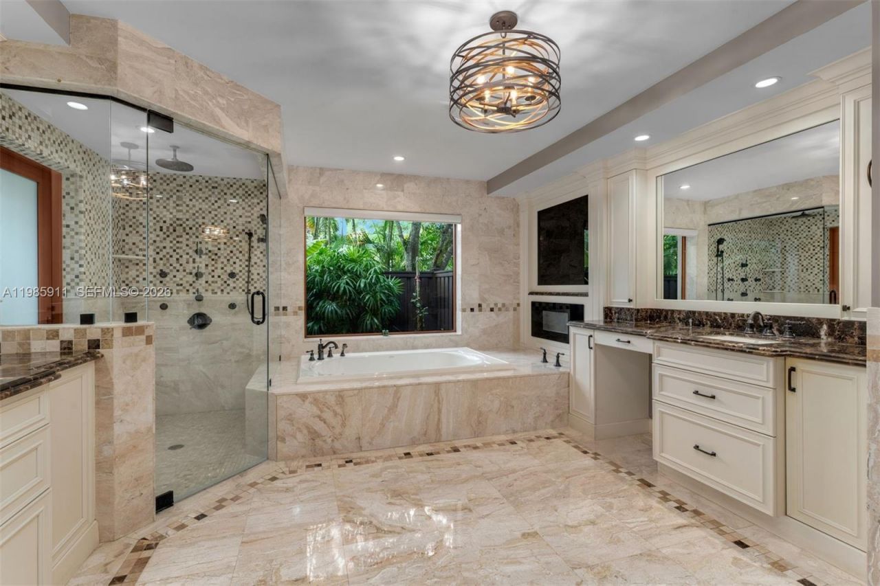 6201 SW 96th St, Pinecrest, FL 33156 Photo