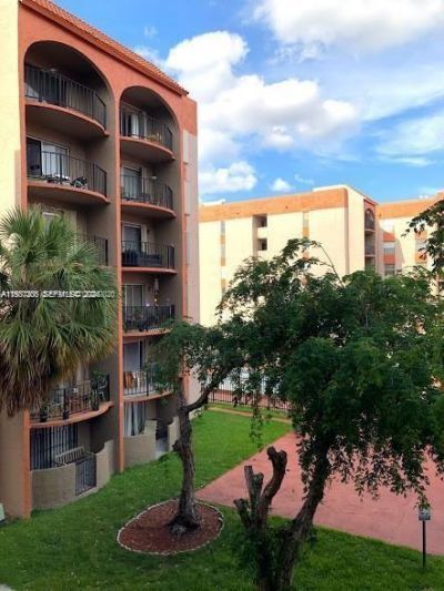 5201 NW 7th St , Unit 314, Miami, FL 33126 Photo