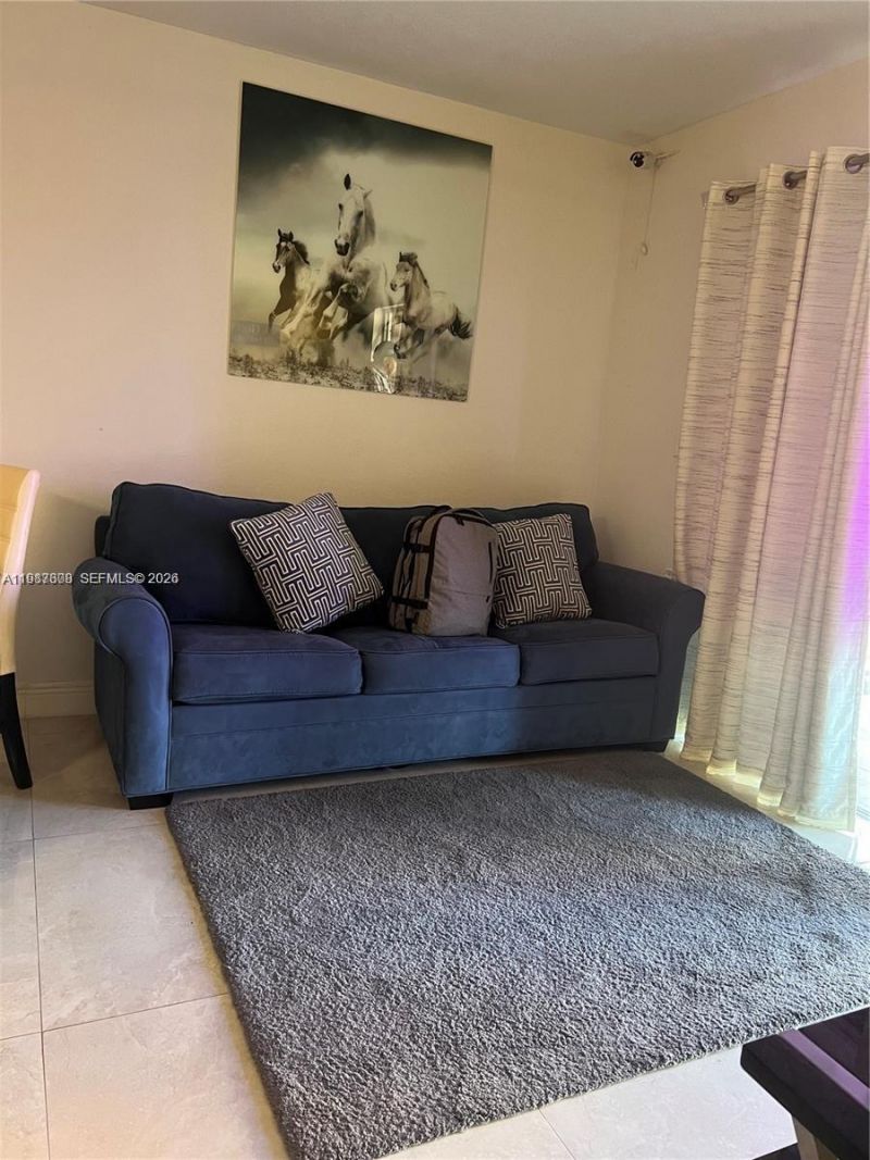 5201 NW 7th St , Unit 314, Miami, FL 33126 Photo