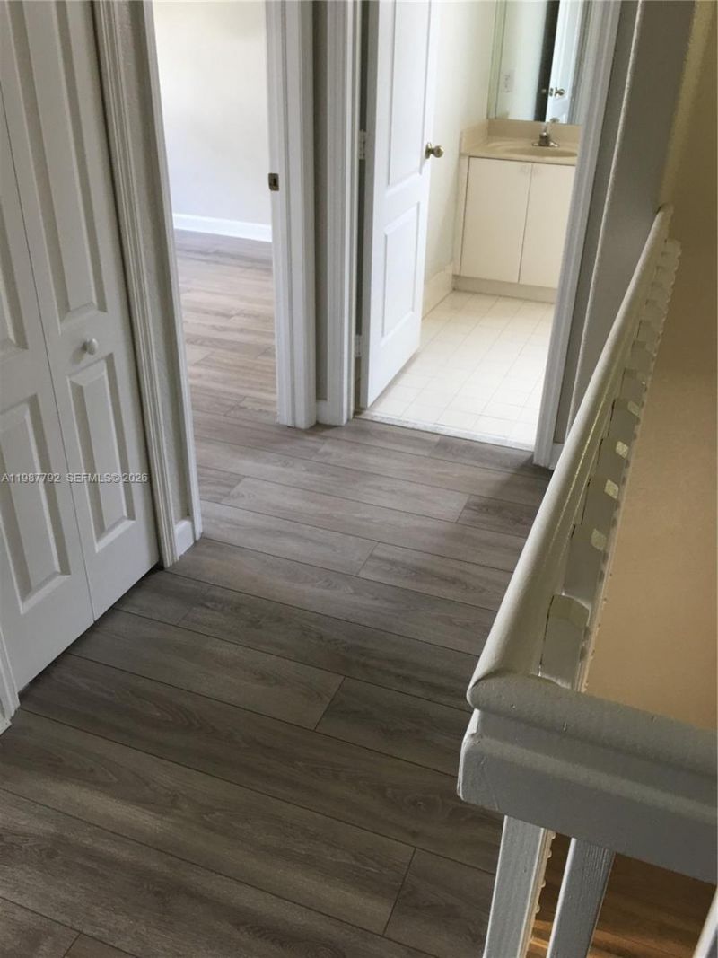 14512 SW 10th St , Miami, FL 33184 Photo