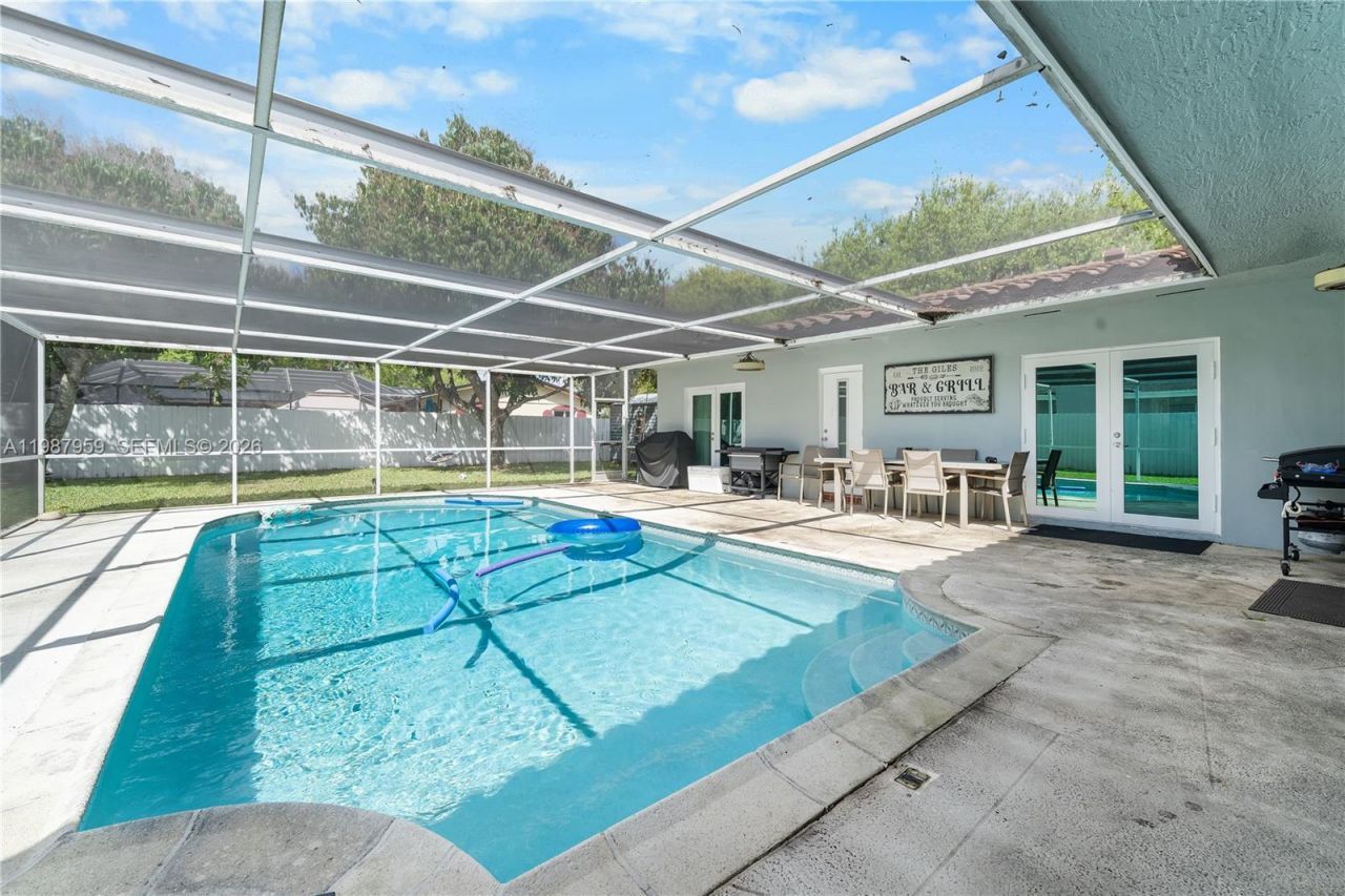 491 NW 45th Ter , Plantation, FL 33317 Photo