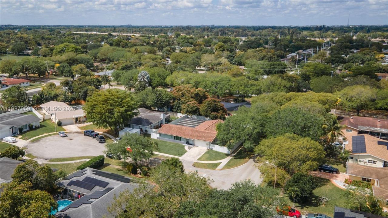 491 NW 45th Ter , Plantation, FL 33317 Photo