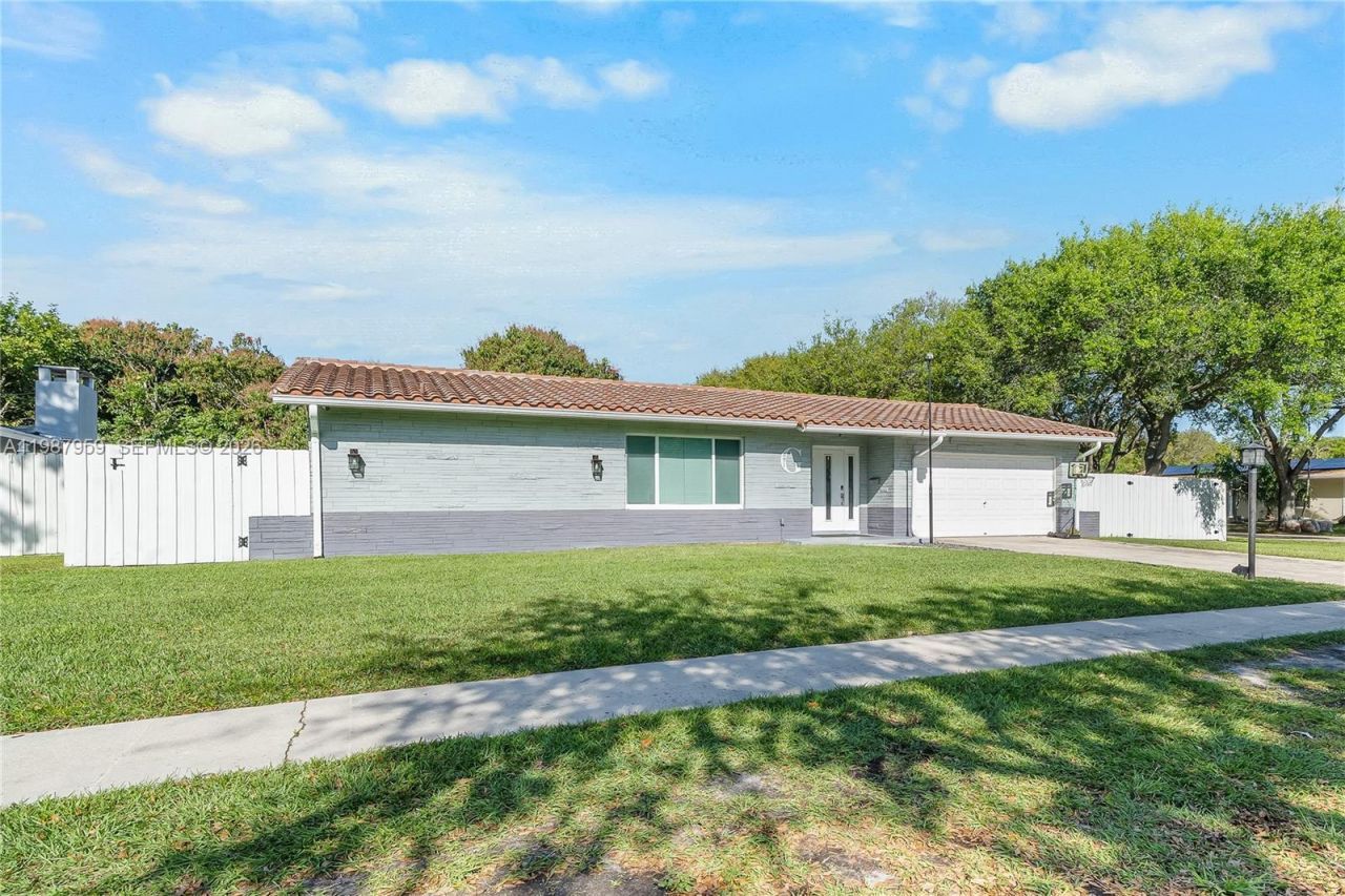 491 NW 45th Ter , Plantation, FL 33317 Photo