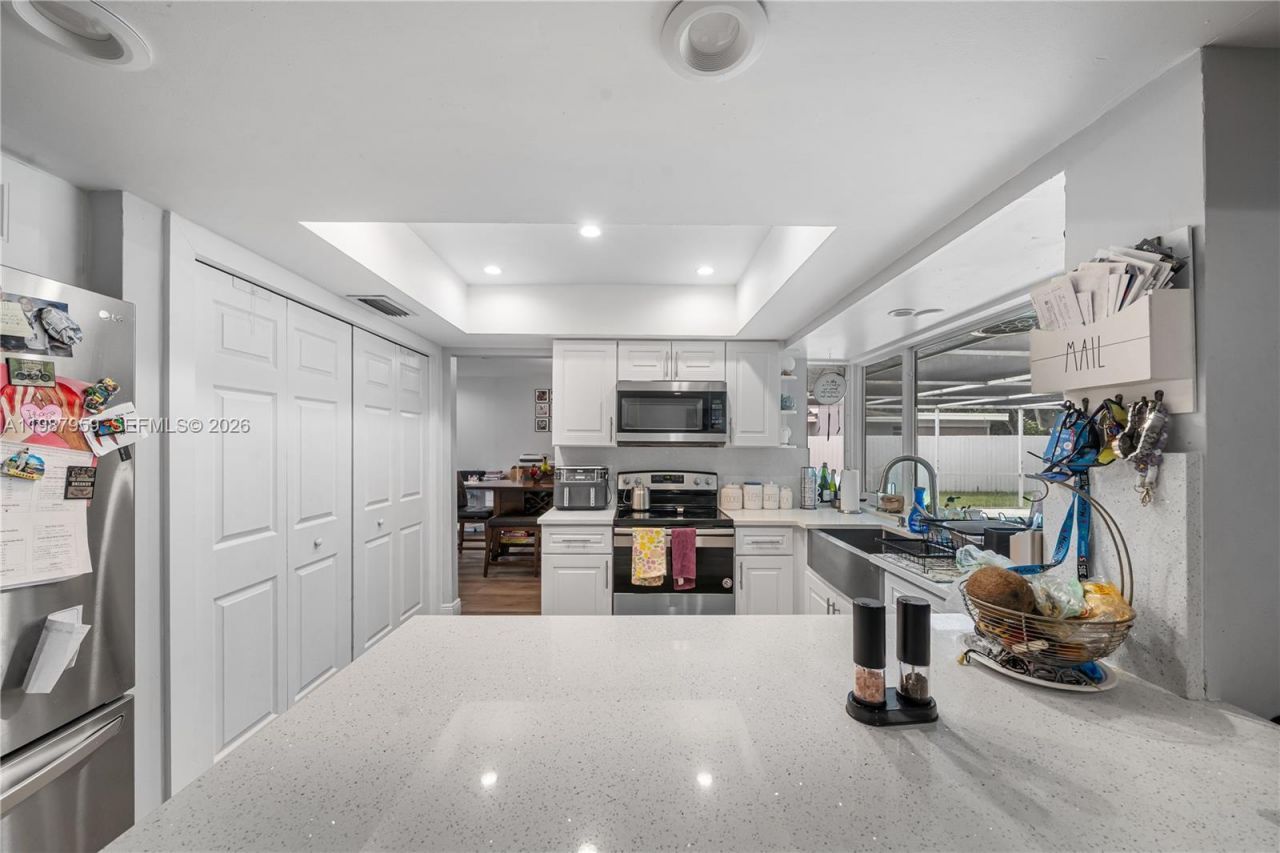 491 NW 45th Ter , Plantation, FL 33317 Photo