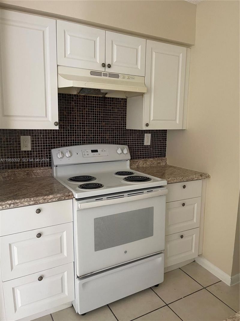 15231 SW 80th St , Unit 410, Miami, FL 33193 Photo