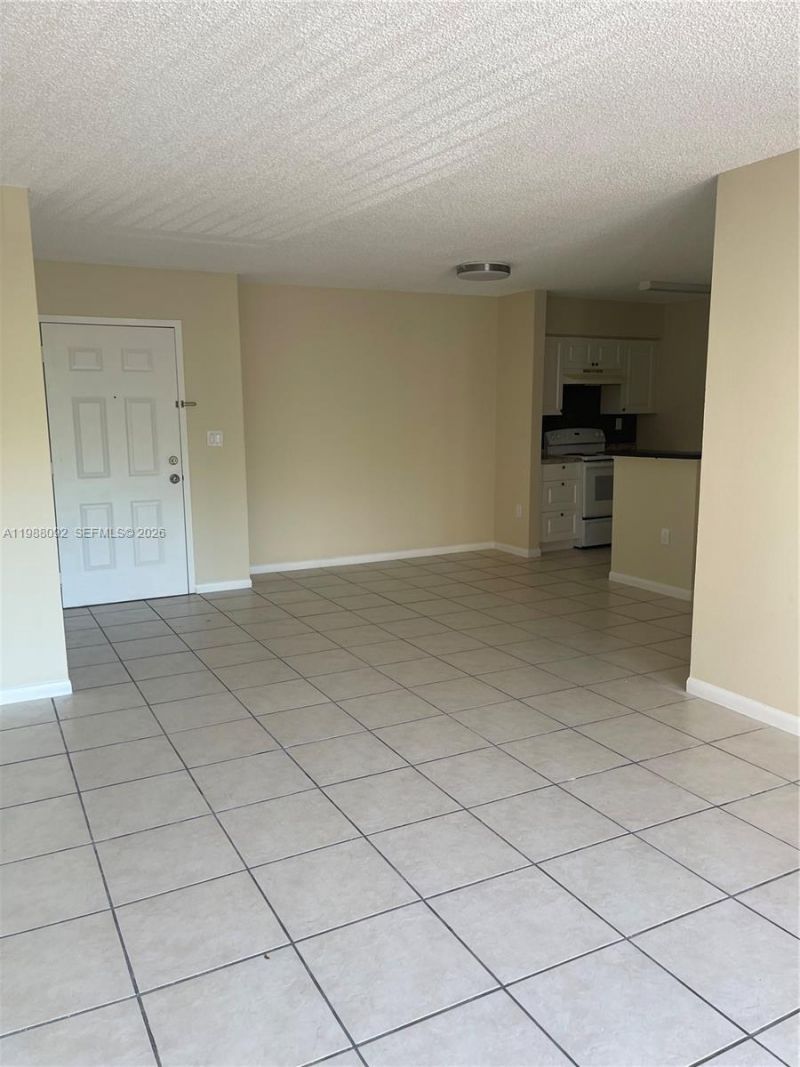 15231 SW 80th St , Unit 410, Miami, FL 33193 Photo