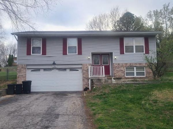 7302 Carriwood Drive, Cedar Hill, MO 63016