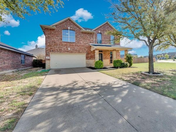 136 Old Spanish Trail, Waxahachie, TX 75167