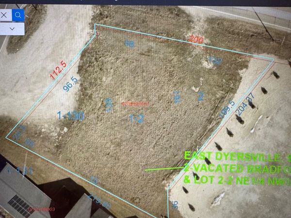 11 NE th Street, Dyersville, IA 52040