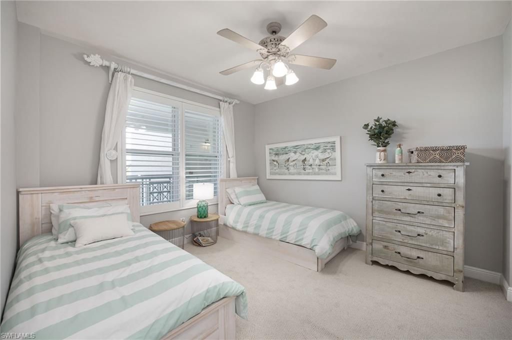 425 Cove Tower Dr, Unit 502, Naples, FL 34110 Photo