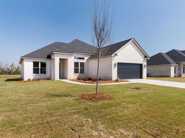 207 Farmland Circle, Perry, GA 31069