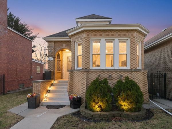 3835 W 65th Street , Unit 1, Chicago, IL 60629