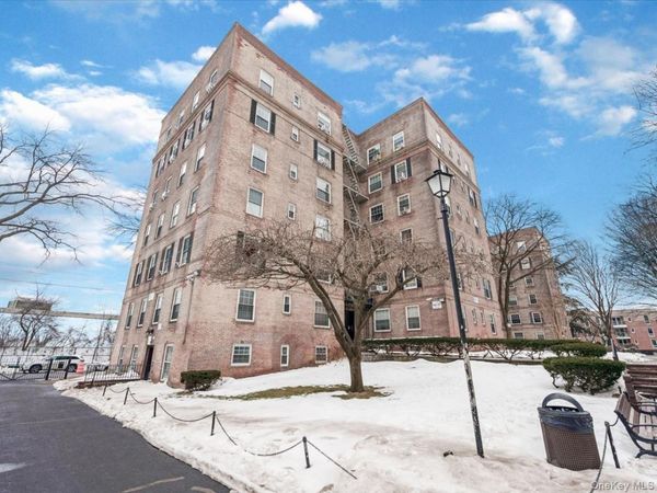 56-07 31st Avenue, Unit 6A, Woodside, NY 11377