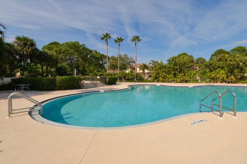8372 Mulligan Circle, Unit 1824, Port Saint Lucie, FL 34986 Photo