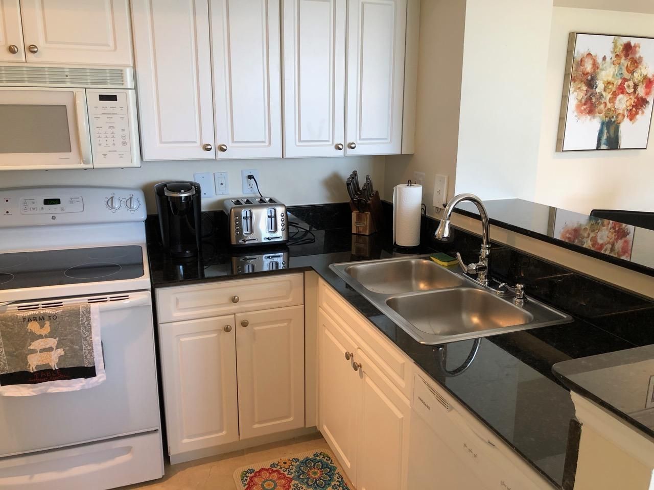 651 Okeechobee Boulevard, Unit 401, West Palm Beach, FL 33401 Photo