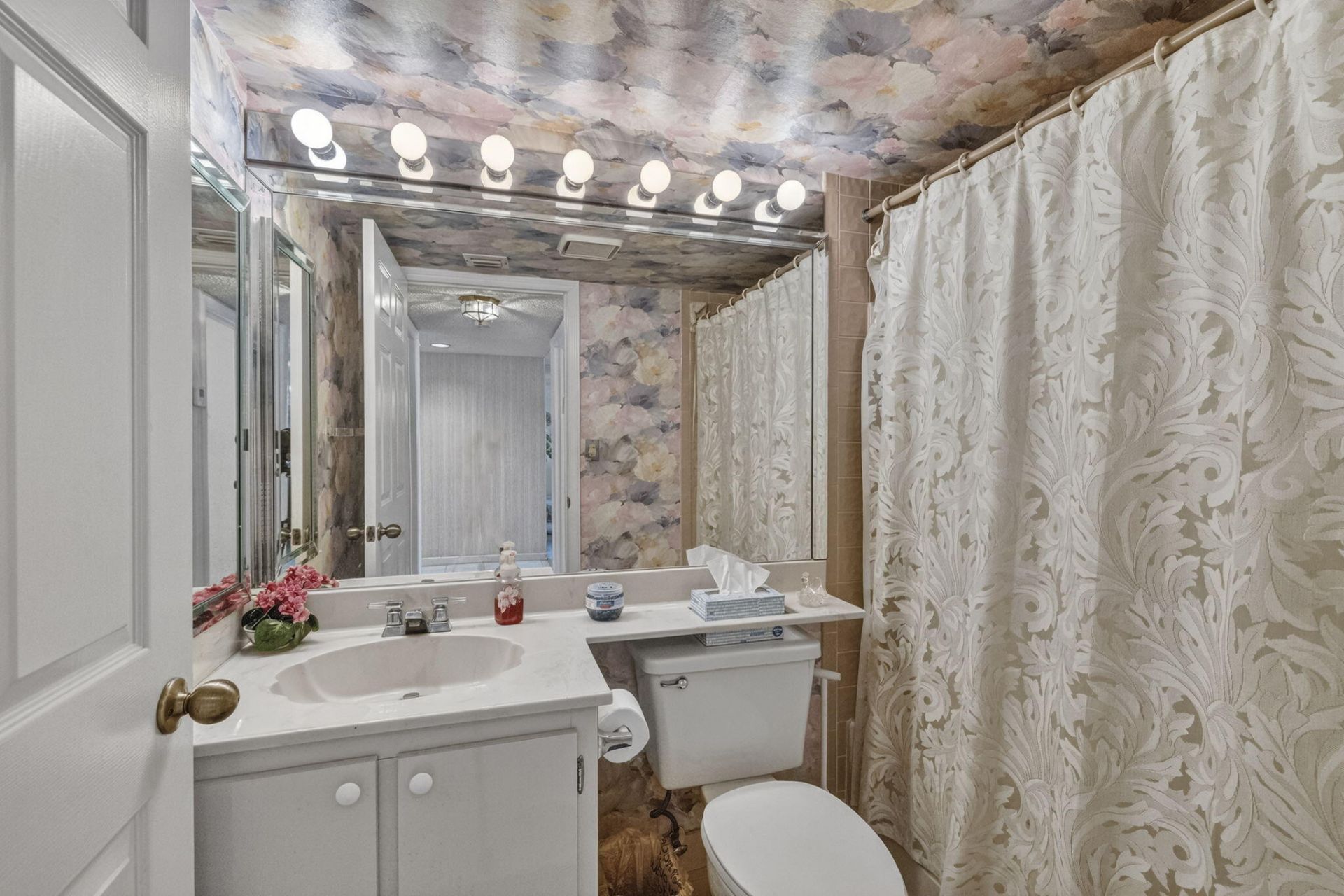 10806 W Clairmont Circle, Unit 108, Tamarac, FL 33321 Photo