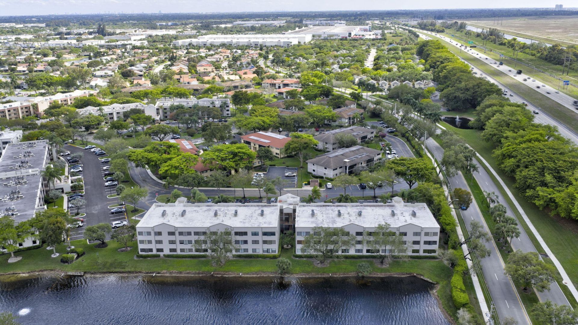 10806 W Clairmont Circle, Unit 108, Tamarac, FL 33321 Photo