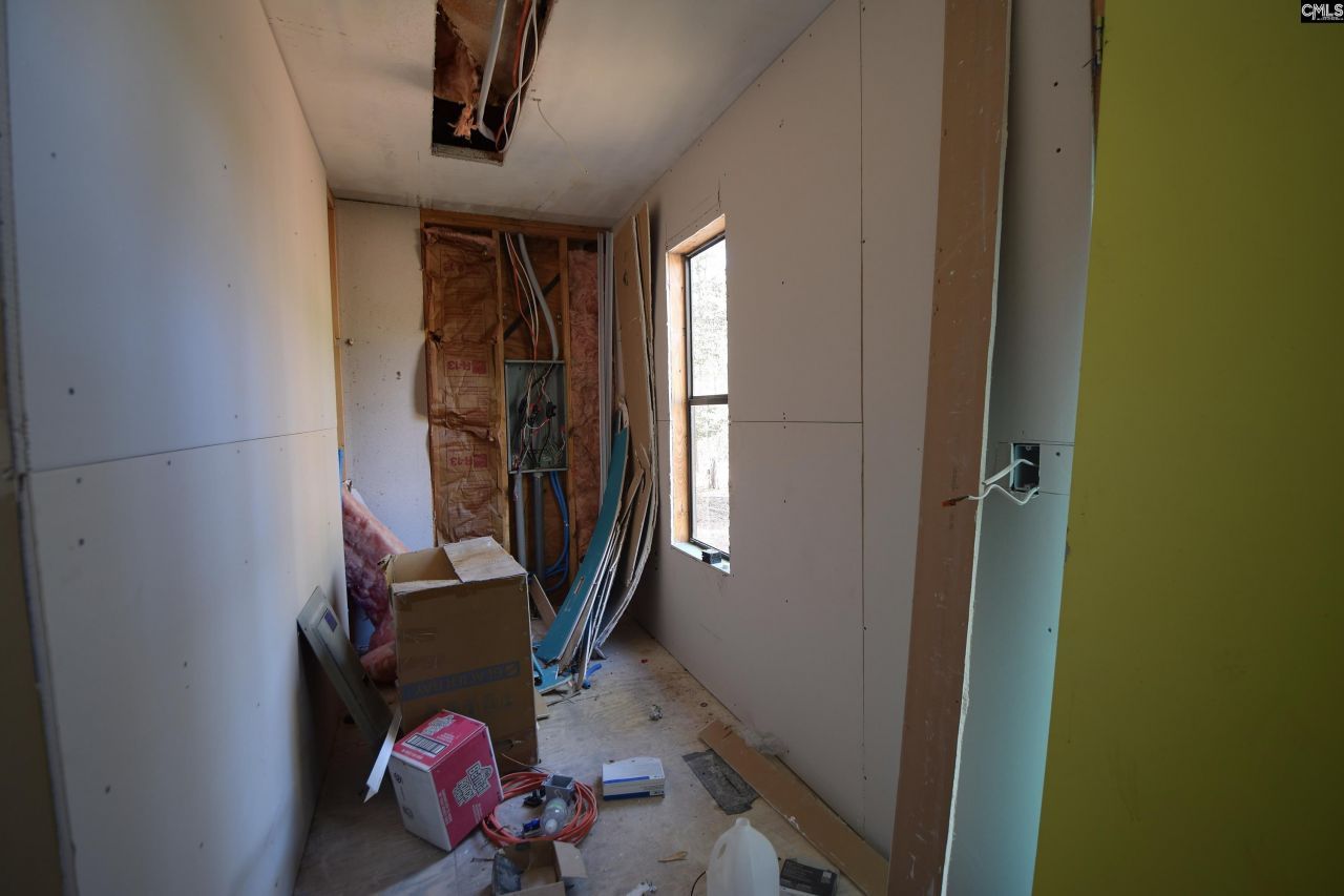 110 Kennerly Road Photo 14