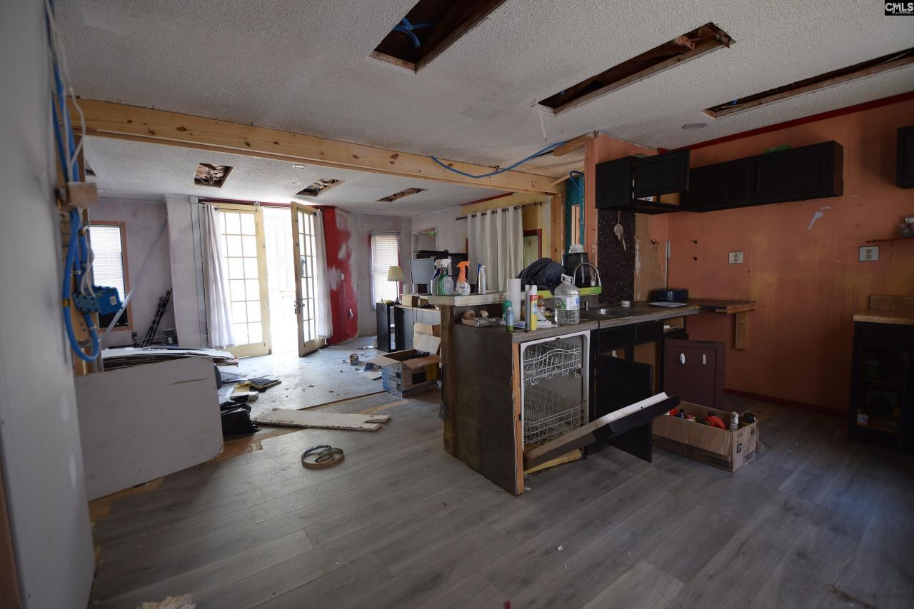 110 Kennerly Road Photo 17