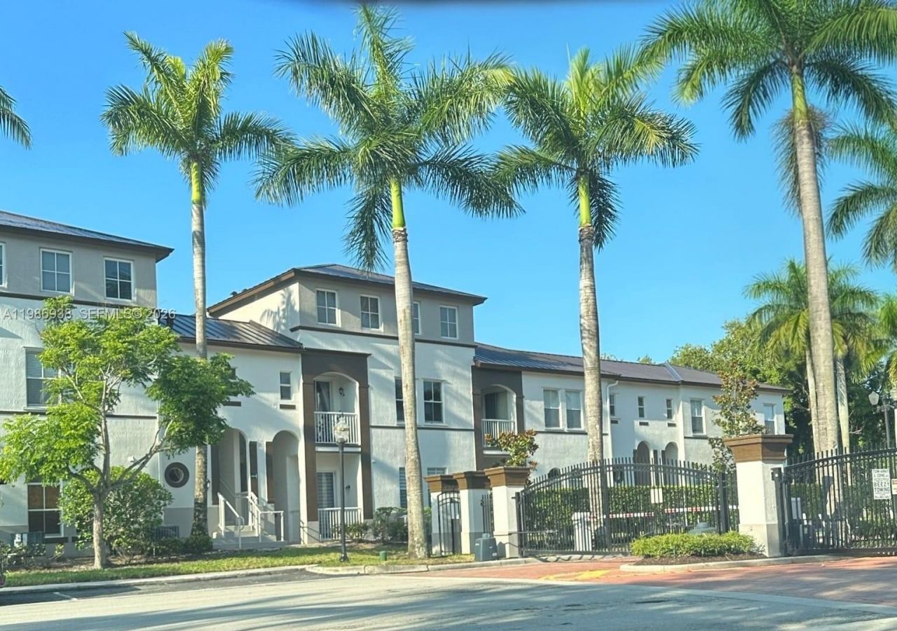 4331 SW 160th Ave, Unit 218, Miramar, FL 33027 Photo