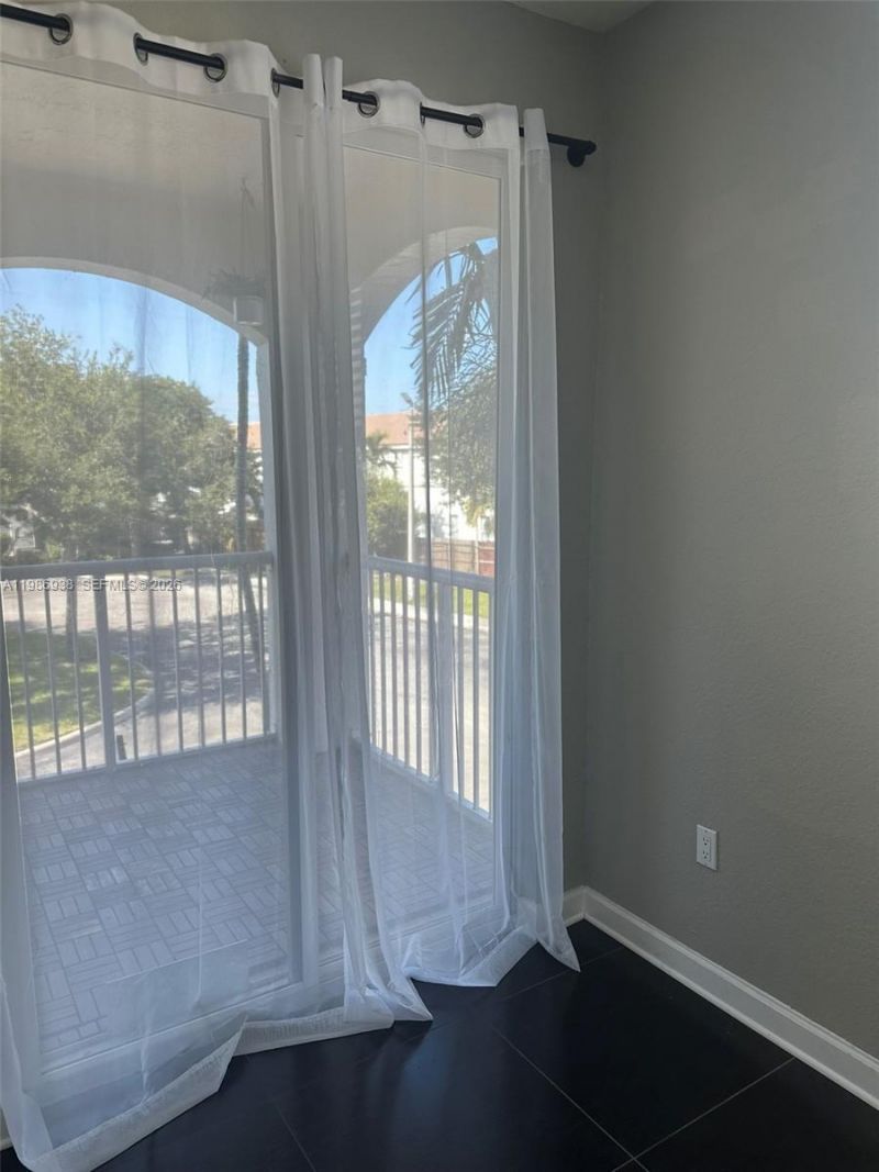 4331 SW 160th Ave, Unit 218, Miramar, FL 33027 Photo