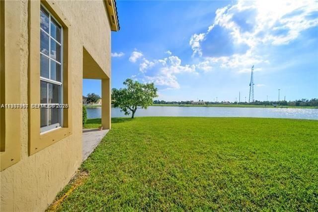 5271 SW 141st Ter, Miramar, FL 33027 Photo