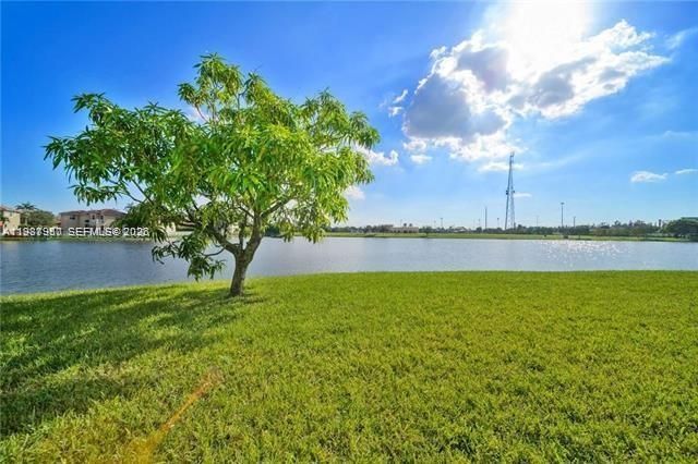 5271 SW 141st Ter, Miramar, FL 33027 Photo