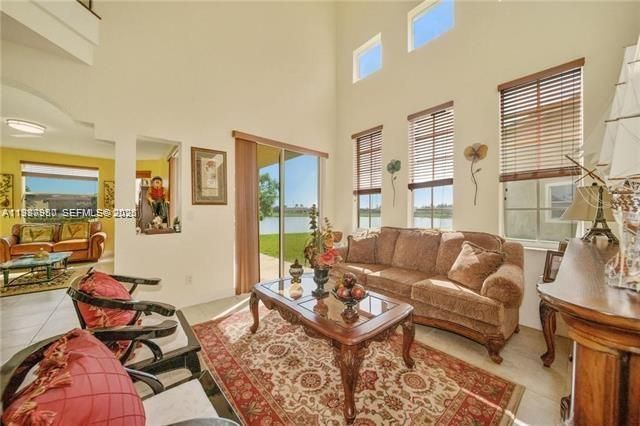 5271 SW 141st Ter, Miramar, FL 33027 Photo