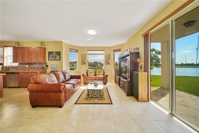 5271 SW 141st Ter, Miramar, FL 33027 Photo