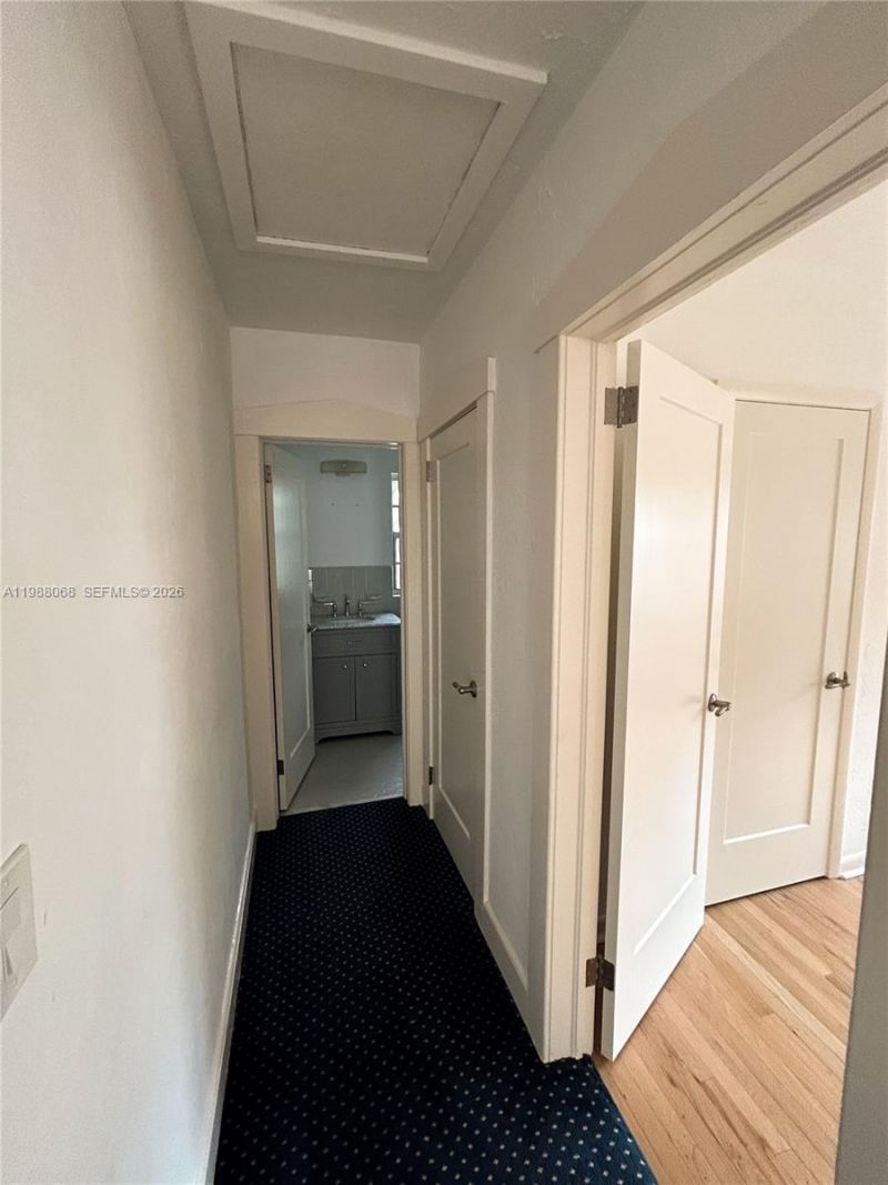 2504 Alhambra Cir , Unit 2504, Coral Gables, FL 33134 Photo