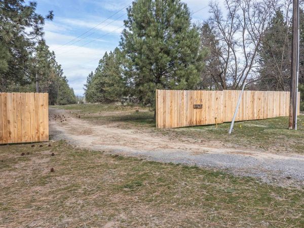 1274 F Peachcrest Rd, Kettle Falls, WA 99141