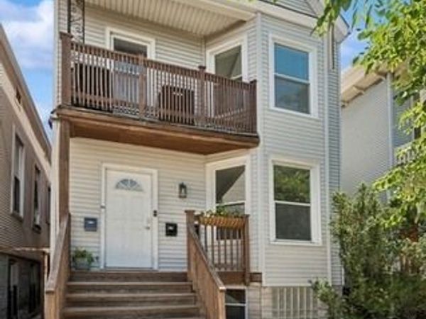 2939 N Ashland Avenue , Unit 2, Chicago, IL 60657