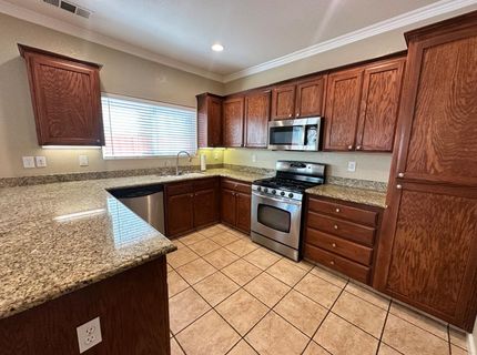 2940 Las Flores Cir, Los Banos, CA 93635 Photo