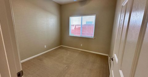 2940 Las Flores Cir, Los Banos, CA 93635 Photo