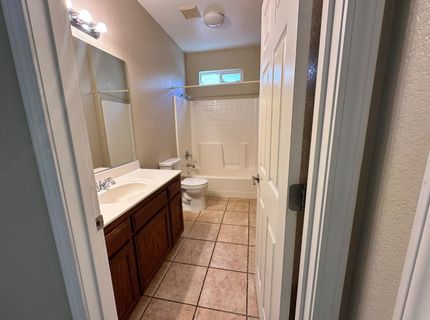 2940 Las Flores Cir, Los Banos, CA 93635 Photo