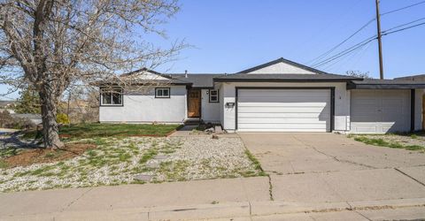 7490 Halifax Drive, Reno, NV 89506 Photo