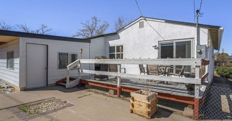 7490 Halifax Drive, Reno, NV 89506 Photo