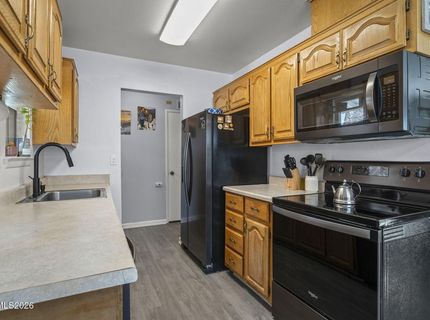 7490 Halifax Drive, Reno, NV 89506 Photo